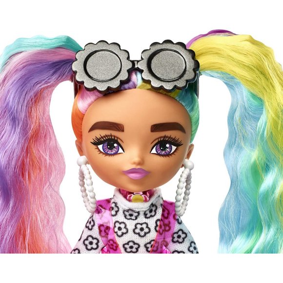 Barbie Extra Minis Doll #6 (5.5 in) Rainbow Hair - Picture 2 of 2